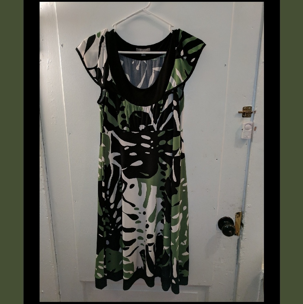 Apt 9 Women's Dress Size Small - Picture 5 of 7